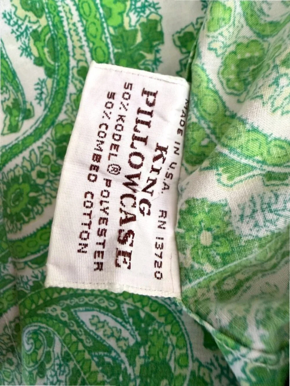 Vintage Bill Blass for Springmaid King Pillowcases Green Paisley USA Set of 2
